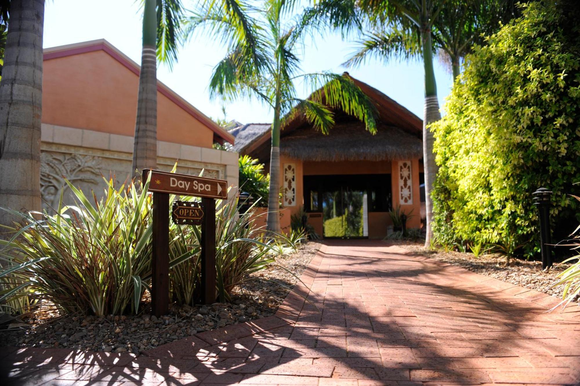 Bali Hai Resort & Spa Μπρουμ Εξωτερικό φωτογραφία